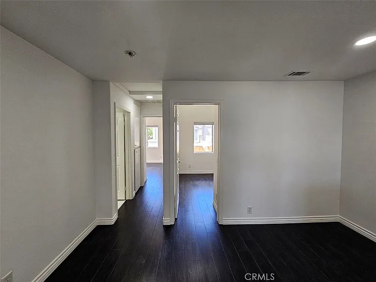 22027 Hawaiian Ave — Photo 17