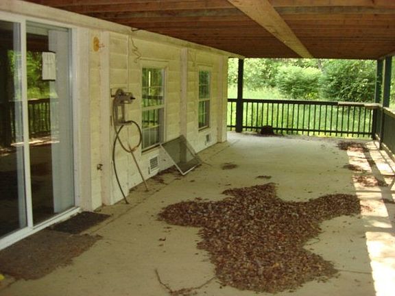 4th image of 1345 Hilltop Rd
