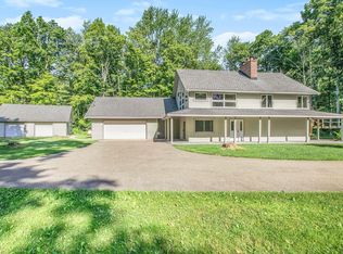 8271 W De Ave, Kalamazoo, MI 49009