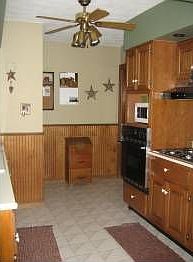 2nd image of 817 Columbus Ave