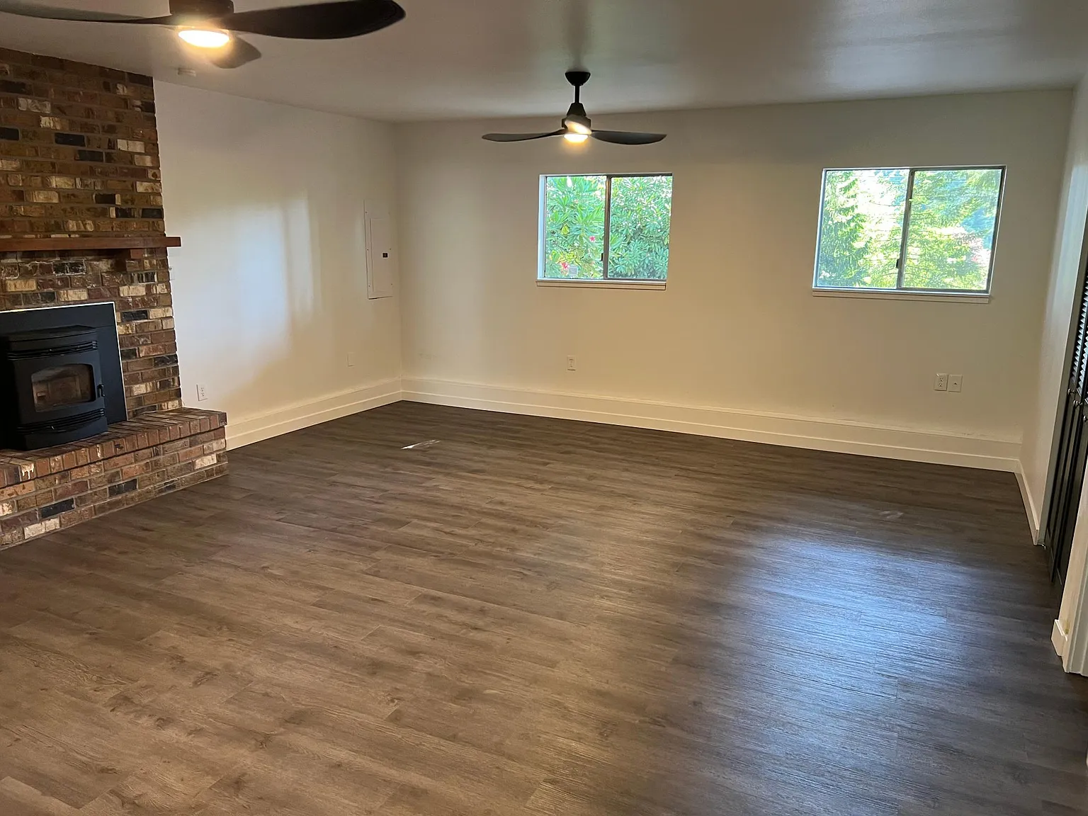 3 bed, 1.5 bath, 1765 sqft, $2,950 — Photo 4