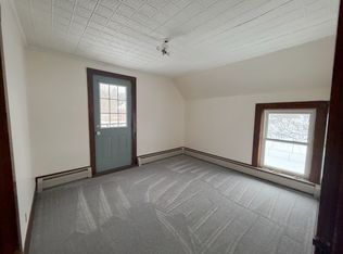 65 School St #3, Jeffersonville, VT 05464