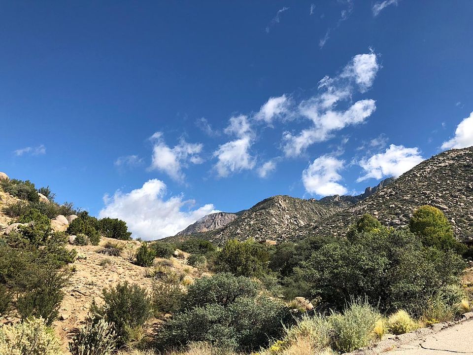 1st image of 252 Spring Creek Pl NE
