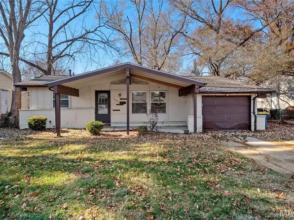 11039 Landseer Dr, Saint Louis, MO 63136