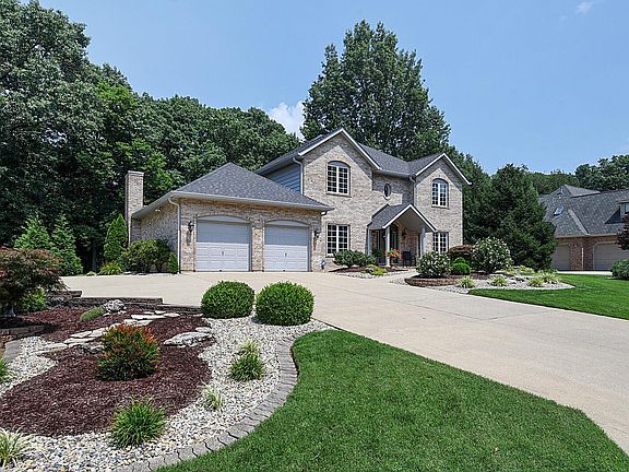 2nd image of 908 Timberlake Dr