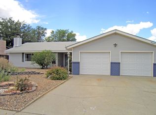 611 E 39th St, Farmington, NM 87401