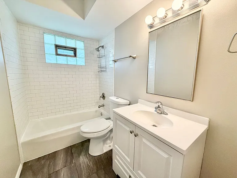 6919-6921 W Brentwood Ave E — Photo 13