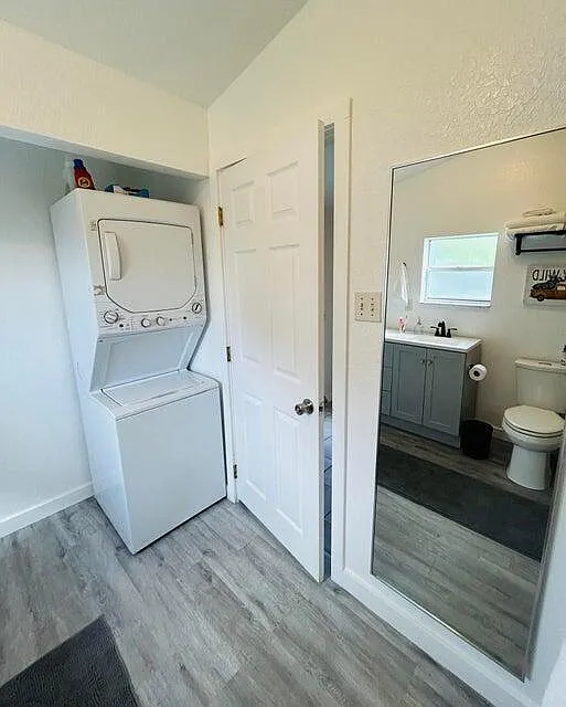1 bed, 1.0 bath, 576 sqft, $1,400 — Photo 3