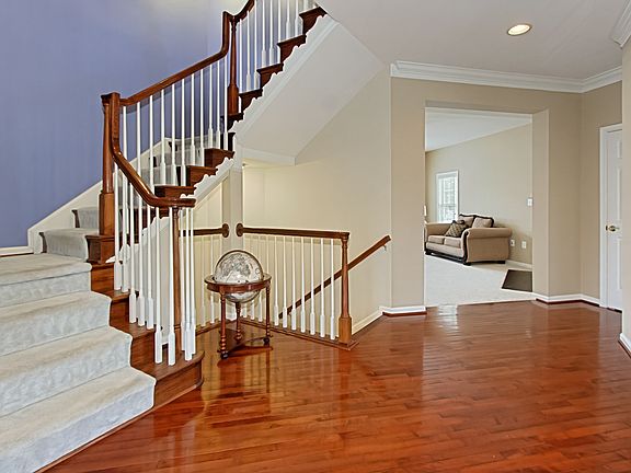 4th image of 42640 Legacy Park Dr