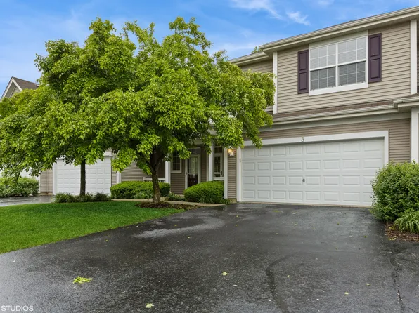 1532 Legacy Dr Unit 3, Dekalb, IL 60115