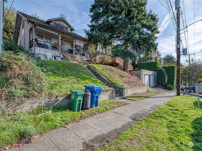 2052 14th Avenue W, Seattle, WA, 98119