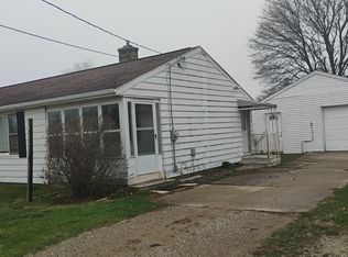 428 Peacock Walk, Jackson, MI 49202