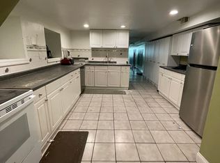 4640 Sansom St #1B, Philadelphia, PA 19139