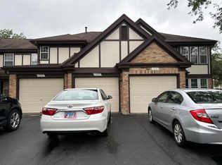 150 White Branch Ct, Buffalo Grove, IL 60089