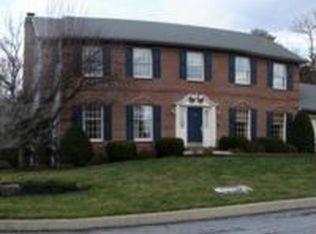2072 Doral Dr, Harrisburg, PA 17112