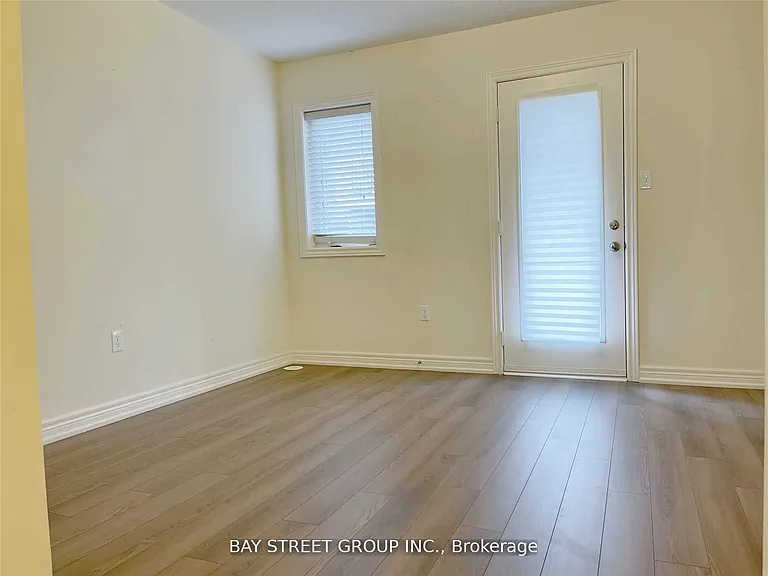 12 Fanny Grove Way — Photo 7