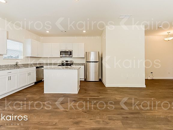 2nd image of 228 Long Island Dr