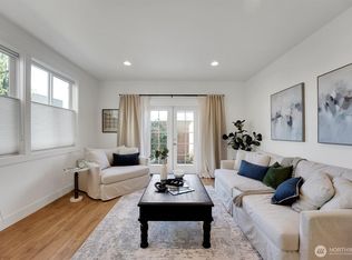 10230 17th Ave SW, Seattle, WA 98146