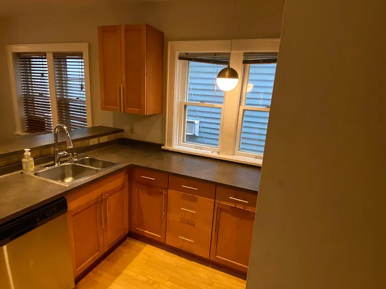 2022 N Palmer St #1 — Photo 9