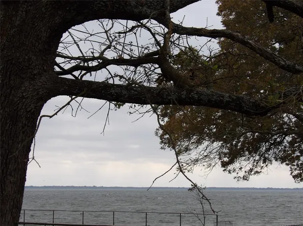 1401 Rs County Rd, Pt, TX 75472