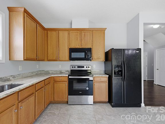 5th image of 6404 Trotters Ridge Rd