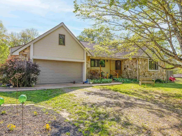 172 Belmeade Ln, Benton, KY 42025