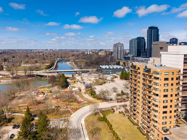 19 King St #1101, London, ON N6A 5N8