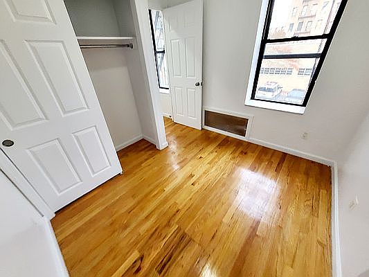 4th image of 173 E 101st St #9A