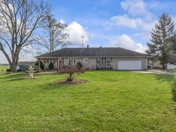 31121 31st St, Burlington, WI 53105