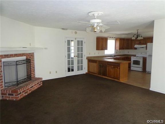 3rd image of 407 Sherman Ave