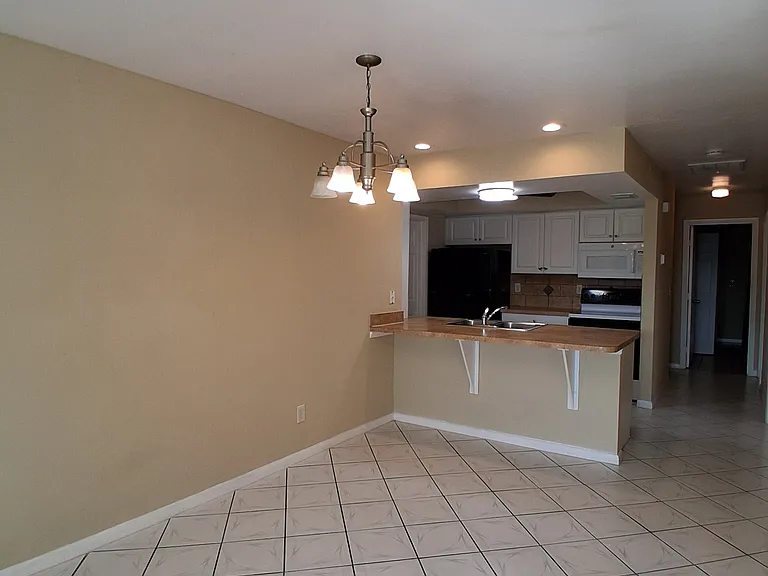 4500 Skyline Blvd #4500 — Photo 3