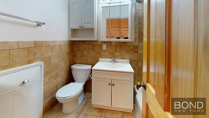 Rented by Bond New York | media 6