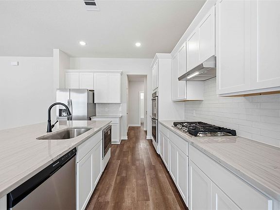 7th image of this home