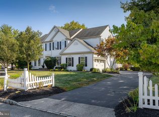 110 Cromwell Dr, Mullica Hill, NJ 08062