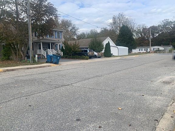5th image of 101 Gibson Ave