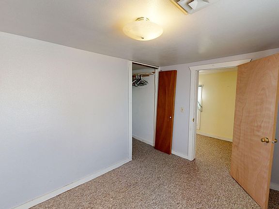 5th image of 843 Water Ave