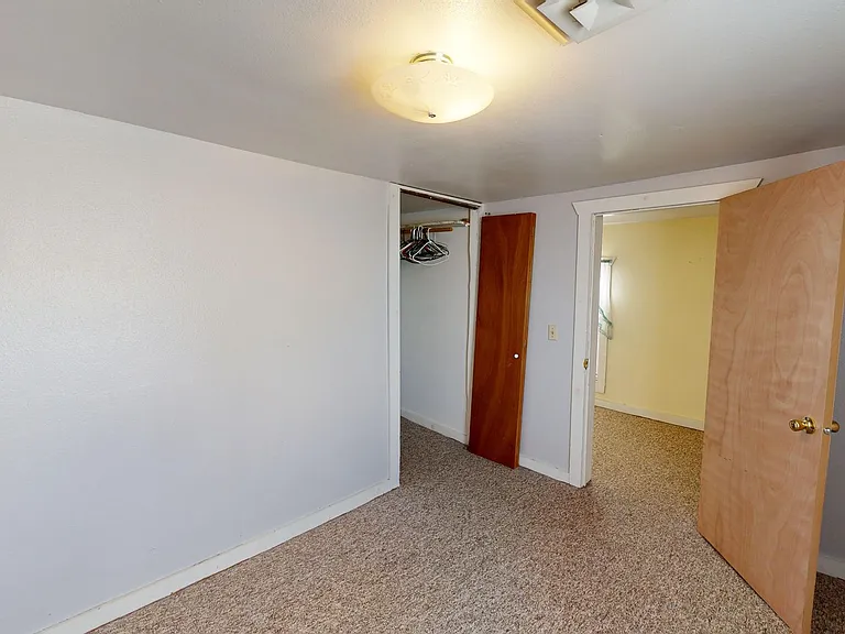 843 Water Ave — Photo 5
