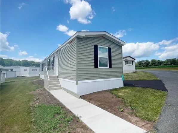 152 Orchard Ln, Bath, PA 18014