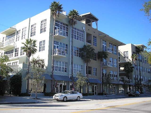 Exterior 1