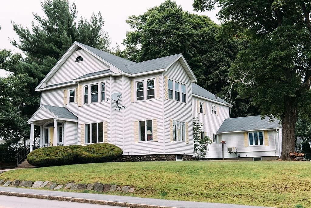 93 Burncoat St, Worcester, MA 01605 Zillow