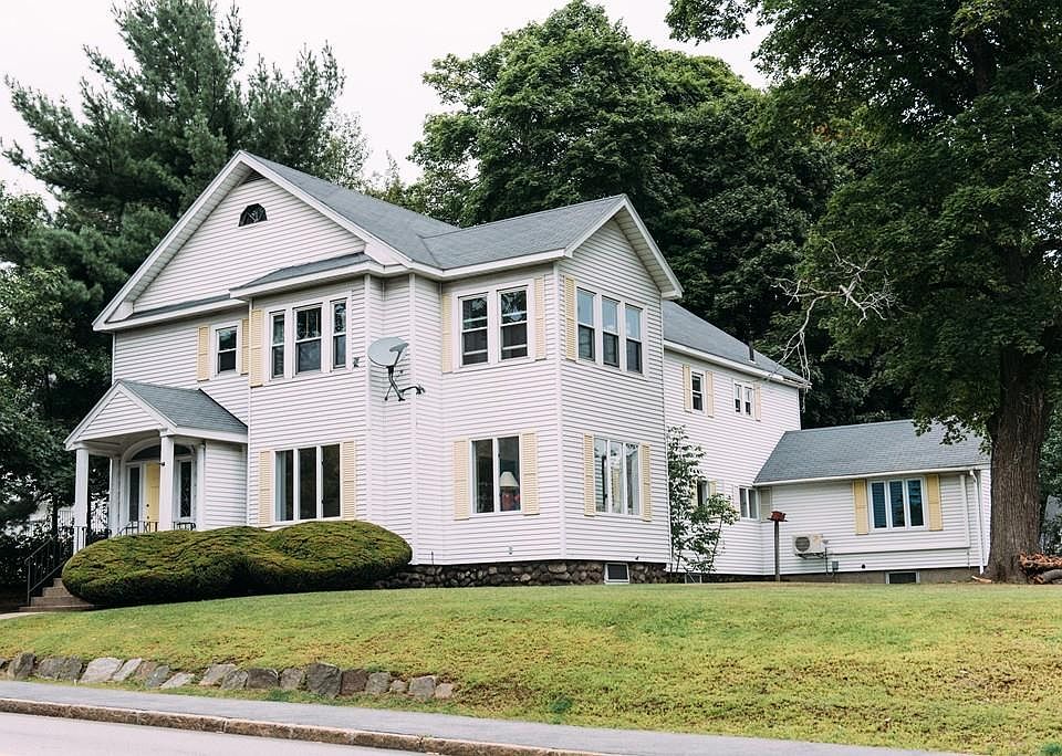 1st image of 93 Burncoat St