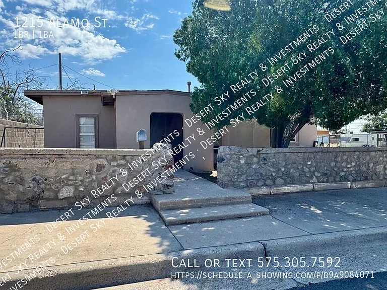 1215 Alamo St — Photo 1