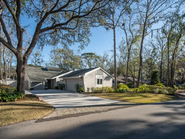 54 Stable Gate Rd, Hilton Head Island, SC 29926
