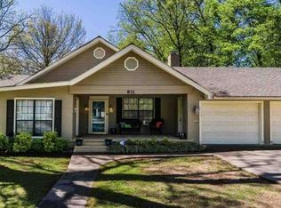 831 Donaghey Ave, Conway, AR 72034