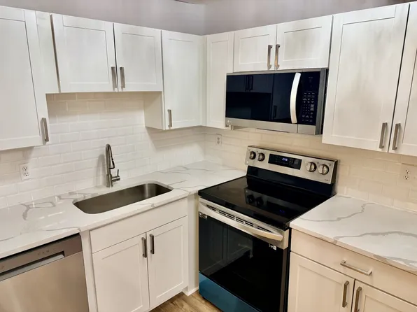 370 Wallace Rd APT C6, Nashville, TN 37211