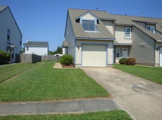 1746 Unicorn Dr, Virginia Beach, VA 23454