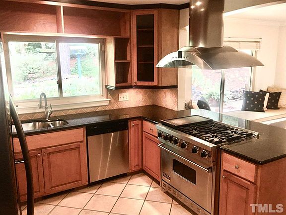 3rd image of 2418 Wrightwood Ave