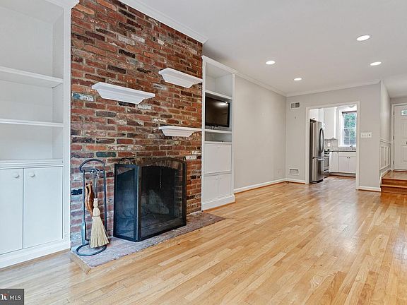 5th image of 517 S Saint Asaph St