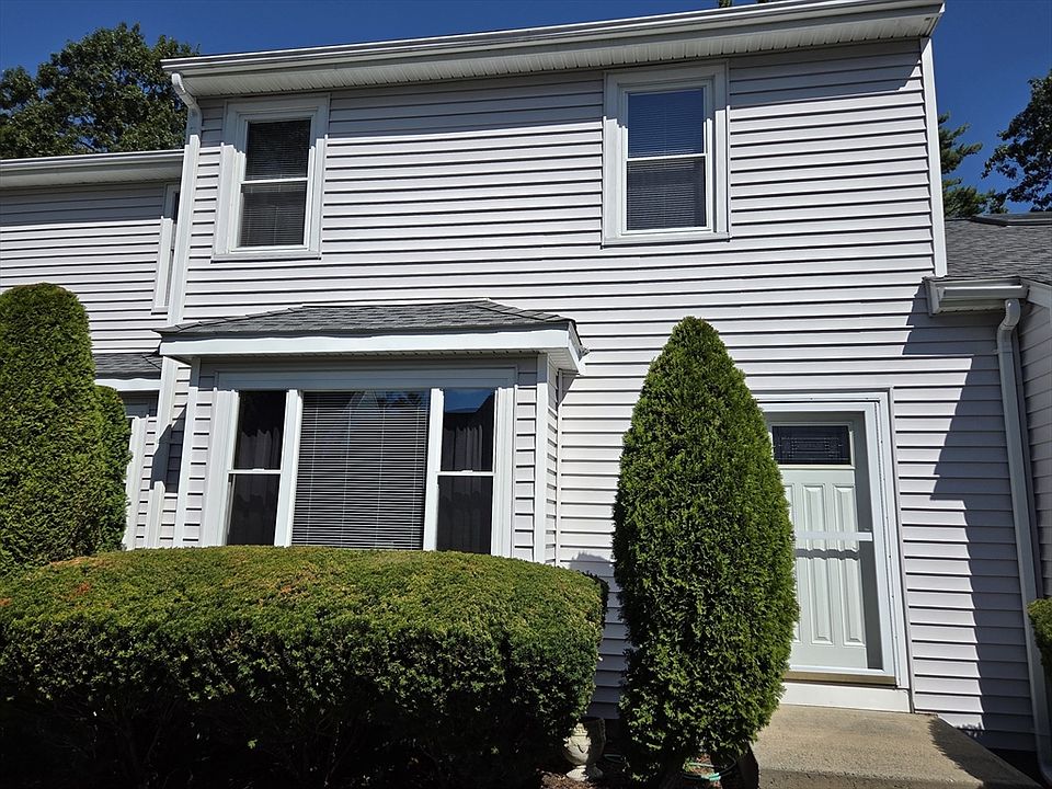 1st image of 16 Whittier Ln Unit 16