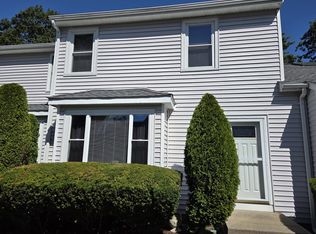 16 Whittier Ln UNIT 16, North Easton, MA 02356